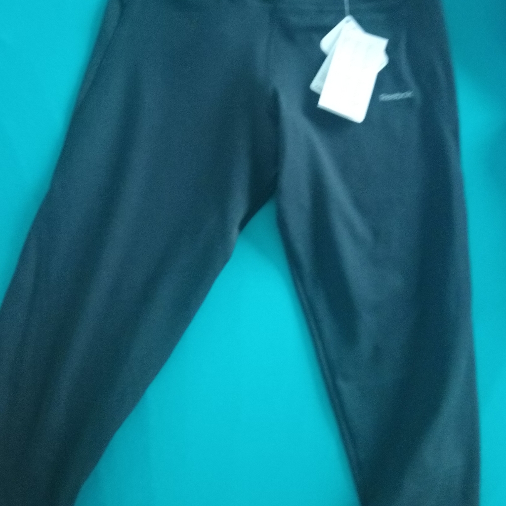 Sport Capri legging nwt